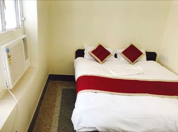 Imagen de la habitación del Hotel Dharohar Palace, JAIPUR. Foto 12
