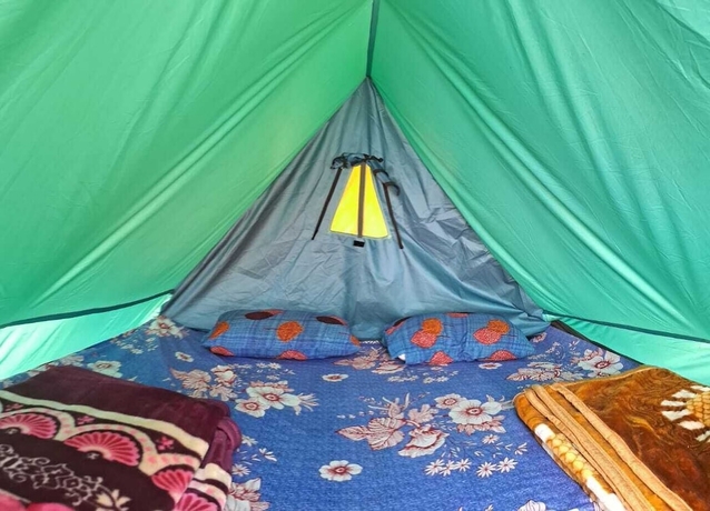 Imagen de la habitación del Hotel DhaulaPir Adventure. Foto 4