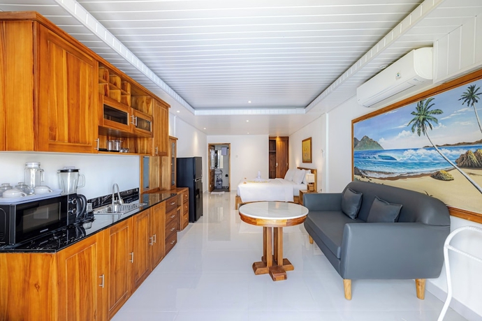 Imagen de la habitación del Hotel Dhong Livin Uluwatu. Foto 12