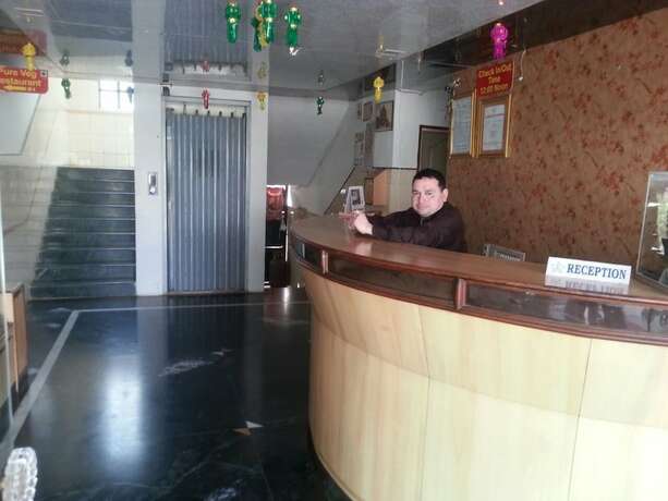 Imagen general del Hotel Dhruv Palace. Foto 11