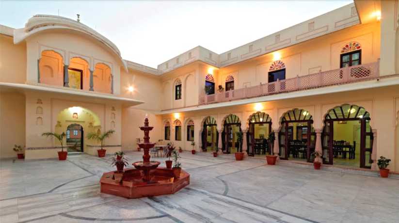 Imagen general del Hotel Dhula Garh A Heritage. Foto 3