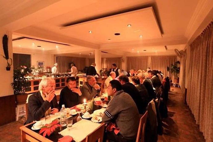 Imagen del bar/restaurante del Hotel Dhulikhel Lodge Resort. Foto 3