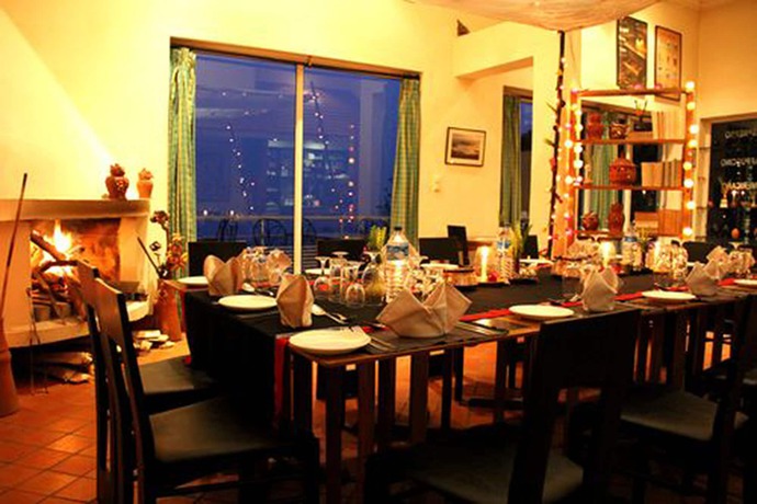 Imagen del bar/restaurante del Hotel Dhulikhel Lodge Resort. Foto 5