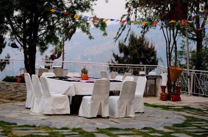 Imagen de los exteriores del Hotel Dhulikhel Lodge Resort. Foto 8