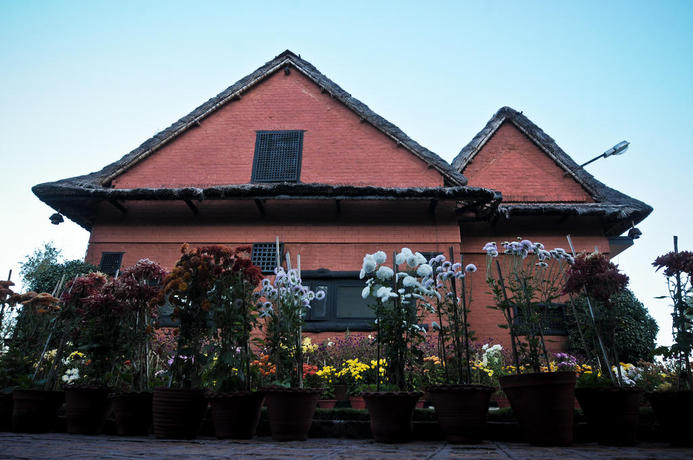 Imagen de los exteriores del Hotel Dhulikhel Mountain Resort. Foto 7