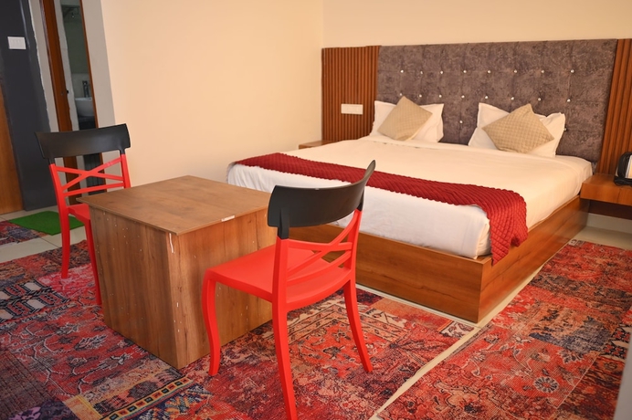 Imagen de la habitación del Hotel Dhurva and Resort. Foto 5
