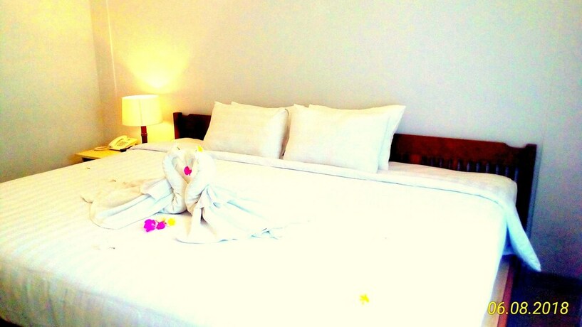 Imagen de la habitación del Hotel Dhyanapura City. Foto 20