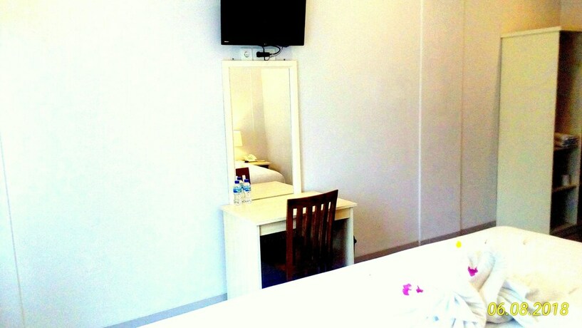 Imagen de la habitación del Hotel Dhyanapura City. Foto 24
