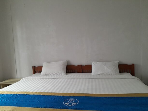 Imagen de la habitación del Hotel Dhyanapura City. Foto 33