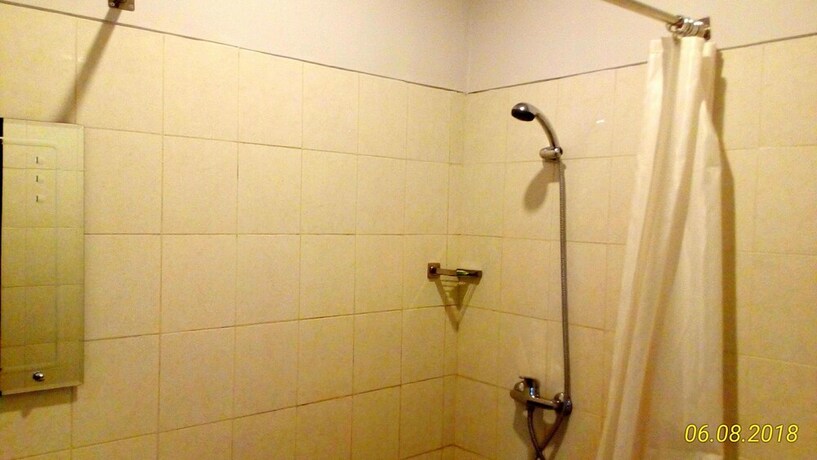 Imagen de la habitación del Hotel Dhyanapura City. Foto 36