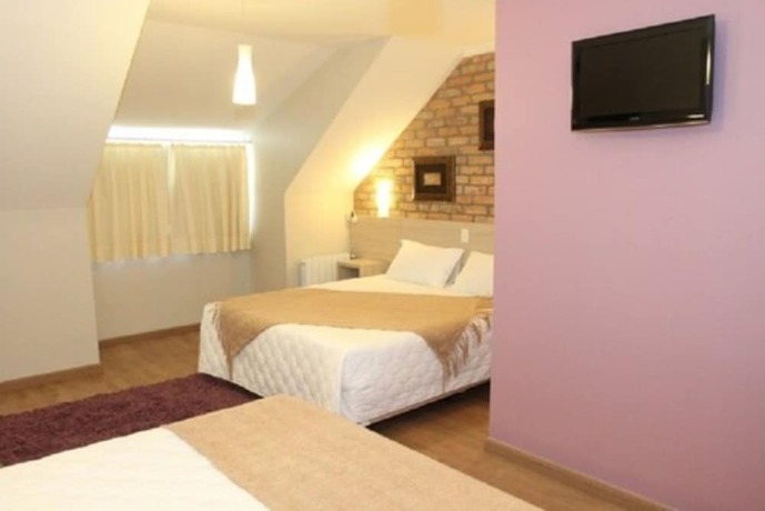 Imagen de la habitación del Hotel Di Capri. Foto 8