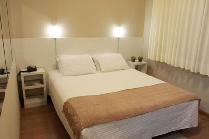 Imagen de la habitación del Hotel Di Capri. Foto 17