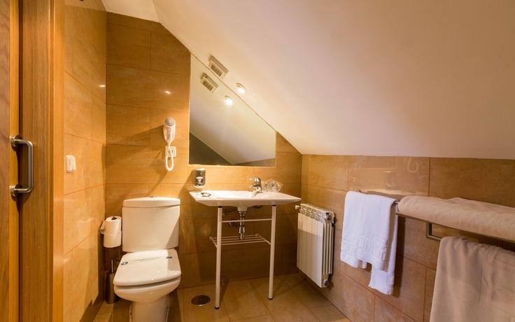 Imagen de la habitación del Hotel Di Carlo Hotels Madrid. Foto 10