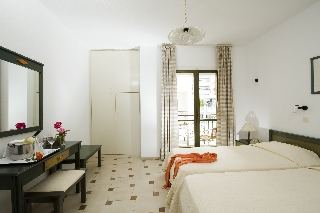 Imagen de la habitación del Hotel Di Mare, Agios Nikolaos. Foto 2