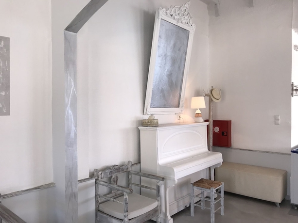 Imagen de los interiores del Hotel Di Mare. Foto 16