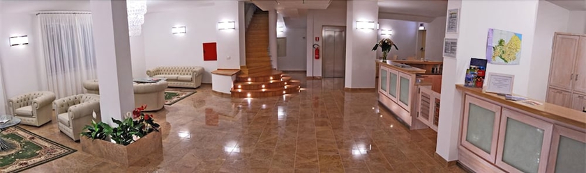 Imagen de los interiores del Hotel Di Nardo. Foto 10