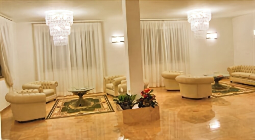 Imagen de los interiores del Hotel Di Nardo. Foto 11