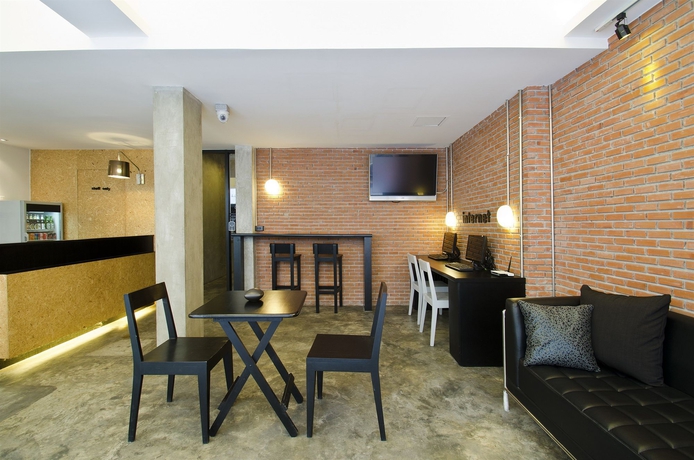 Imagen de los interiores del Hotel Di Place. Foto 13
