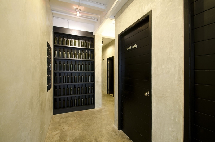 Imagen de los interiores del Hotel Di Place. Foto 14