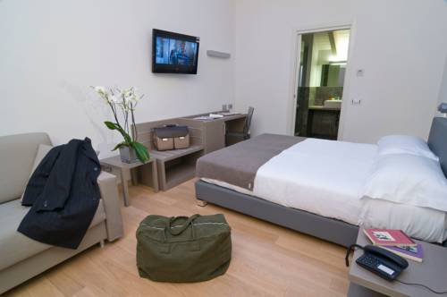 Imagen de la habitación del Hotel Di Varese. Foto 7