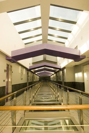 Imagen de los interiores del Hotel Diadem. Foto 12