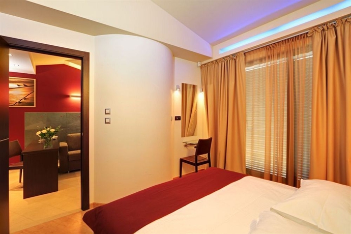 Imagen de la habitación del Hotel Diadem. Foto 6