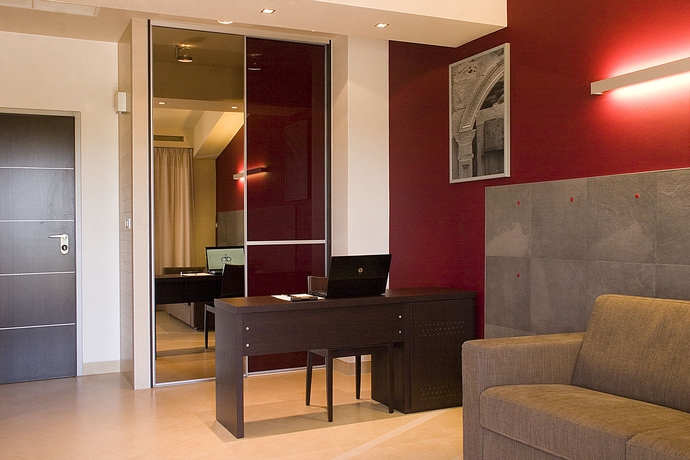 Imagen de los interiores del Hotel Diadem. Foto 15