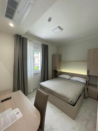 Imagen de la habitación del Hotel Diadema. Foto 14