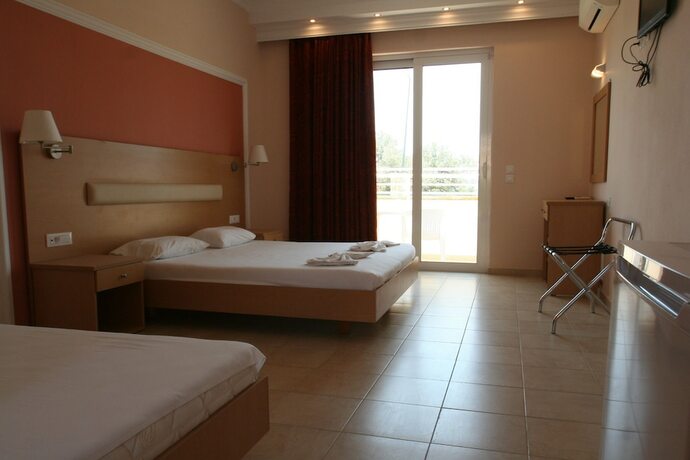 Imagen de la habitación del Hotel Diagoras. Foto 19