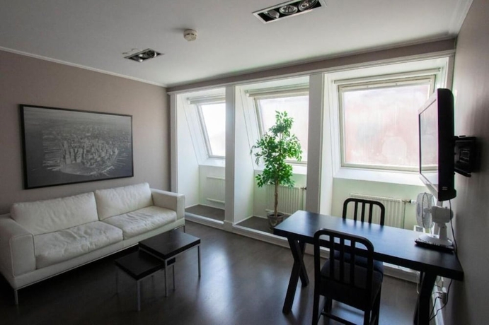 Imagen de la habitación del Hotel Dialog Villan. Foto 4