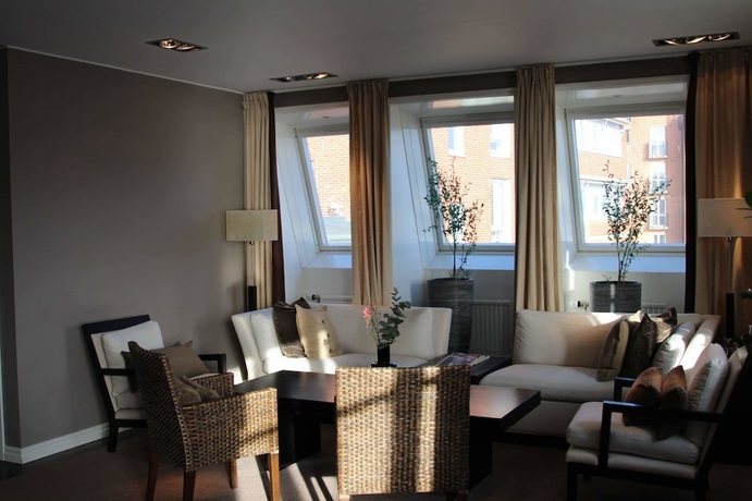 Imagen de la habitación del Hotel Dialog Villan. Foto 11