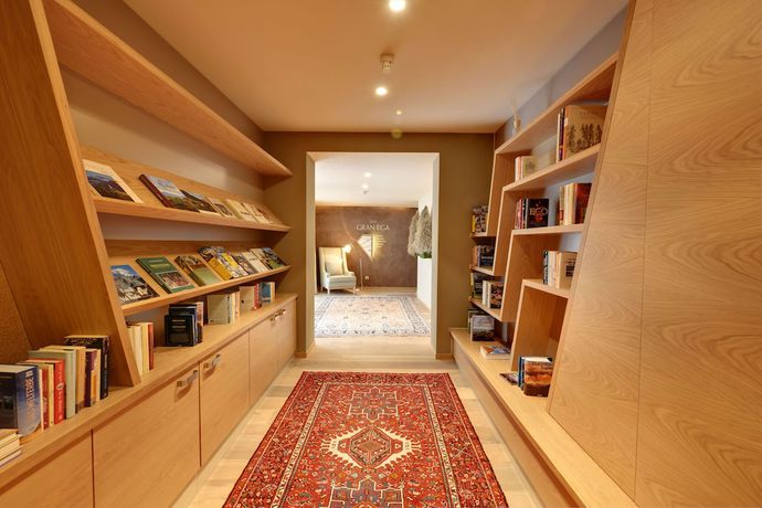 Imagen del bar/restaurante del Hotel Diamant, Badia. Foto 2