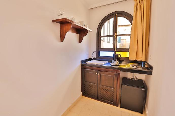 Imagen de la habitación del Hotel Diamant Blanc. Foto 4