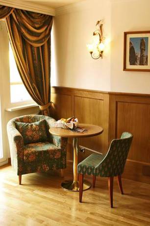 Imagen de la habitación del Hotel Diamant Spa Resort. Foto 17