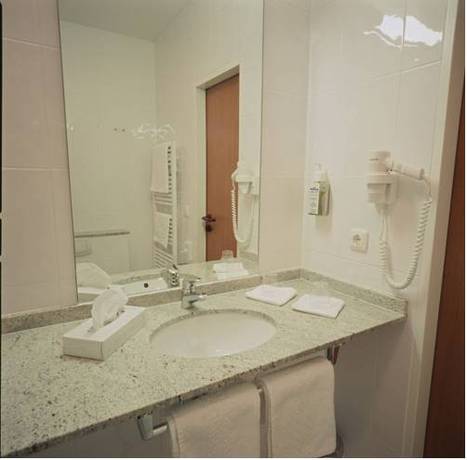 Imagen de la habitación del Hotel Diamant, Wedel. Foto 6