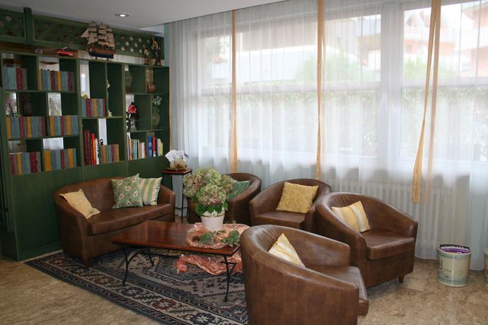 Imagen de los interiores del Hotel Diamante, Francavilla al Mare. Foto 16