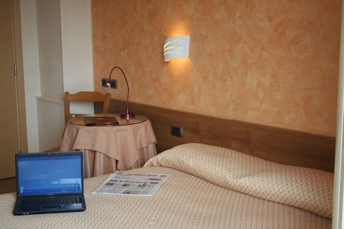 Imagen de la habitación del Hotel Diamante, Francavilla al Mare. Foto 6