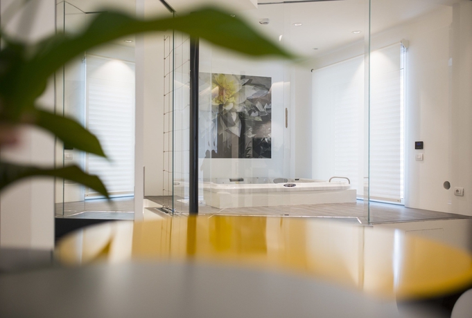 Imagen de la habitación del Hotel Diamante Mhotel. Foto 17