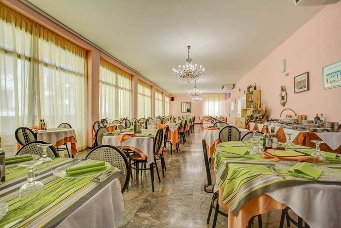 Imagen del bar/restaurante del Hotel Diamante, Rimini. Foto 7