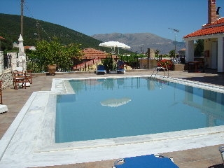 Imagen de la piscina del Hotel Diamanto. Foto 10