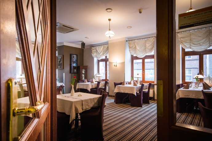 Imagen del bar/restaurante del Hotel Diament Plaza Gliwice. Foto 5