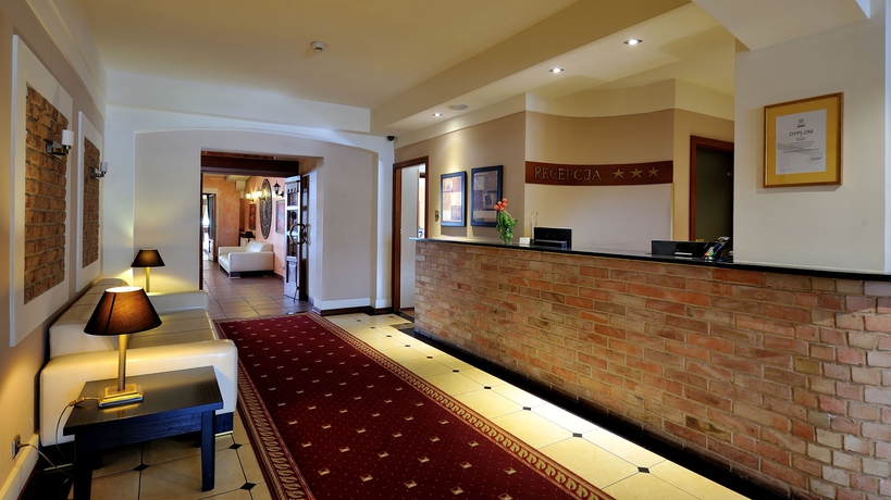 Imagen de los interiores del Hotel Diament Vacanza Siemianowice Slaskie. Foto 5