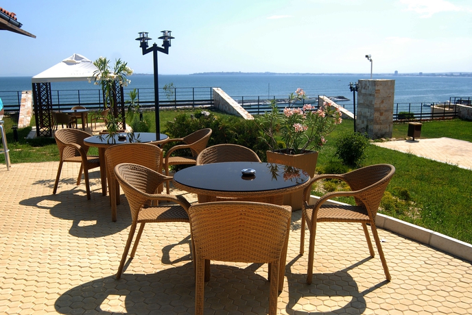 Imagen de los exteriores del Hotel Diamond Apartments, Sveti Vlas . Foto 6