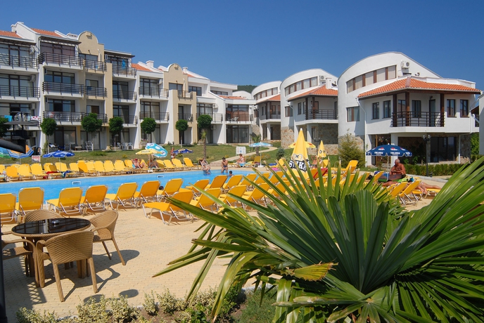 Imagen de los exteriores del Hotel Diamond Apartments, Sveti Vlas . Foto 7