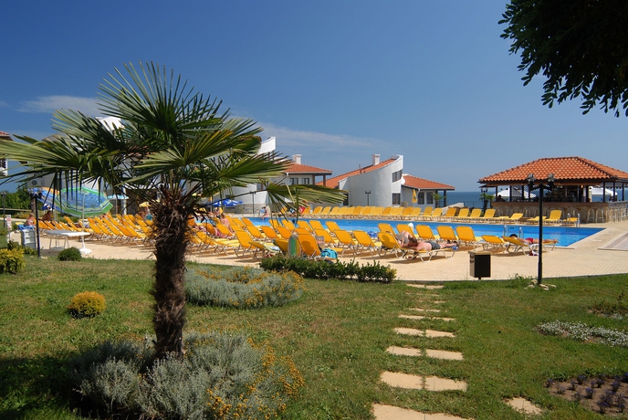 Imagen de los exteriores del Hotel Diamond Apartments, Sveti Vlas . Foto 10