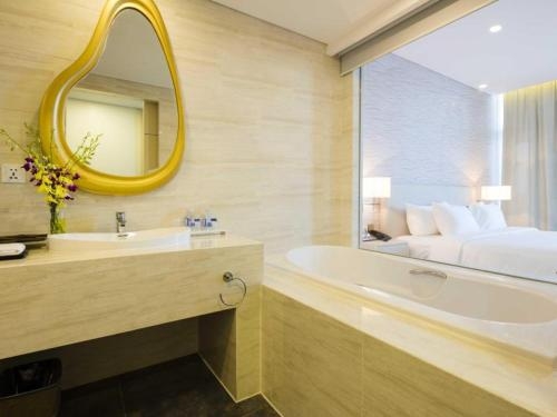 Imagen general del Hotel Diamond Bay. Foto 5