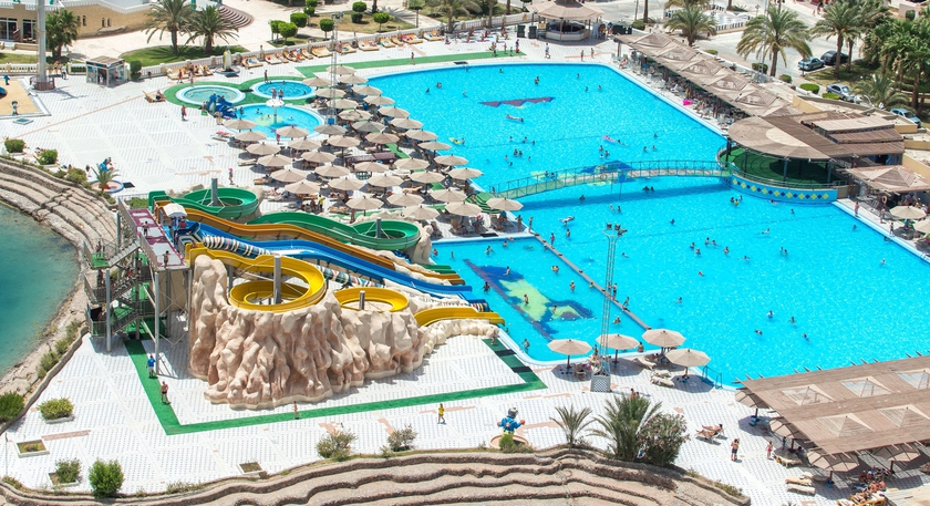 Imagen de la piscina del Hotel Diamond Beach. Foto 9