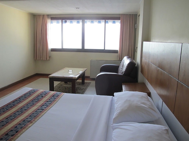 Imagen de la habitación del Hotel Diamond Beach, PATTAYA BEACH. Foto 9