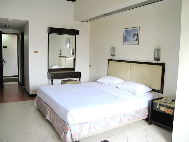 Imagen de la habitación del Hotel Diamond Beach, PATTAYA BEACH. Foto 13