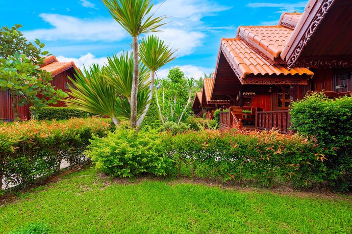 Imagen de los exteriores del Hotel Diamond Beach Resort. Foto 7